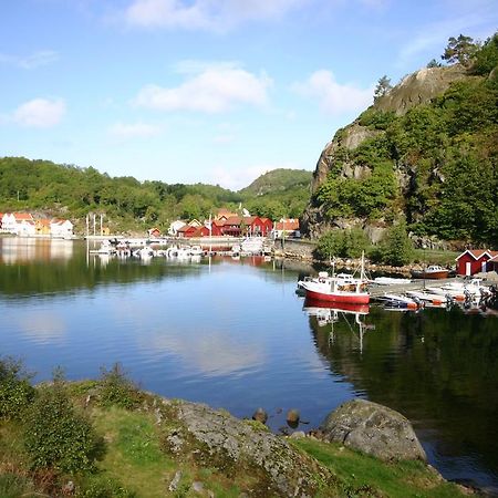 Bjornevag Ferie Hotel Farsund Exterior photo